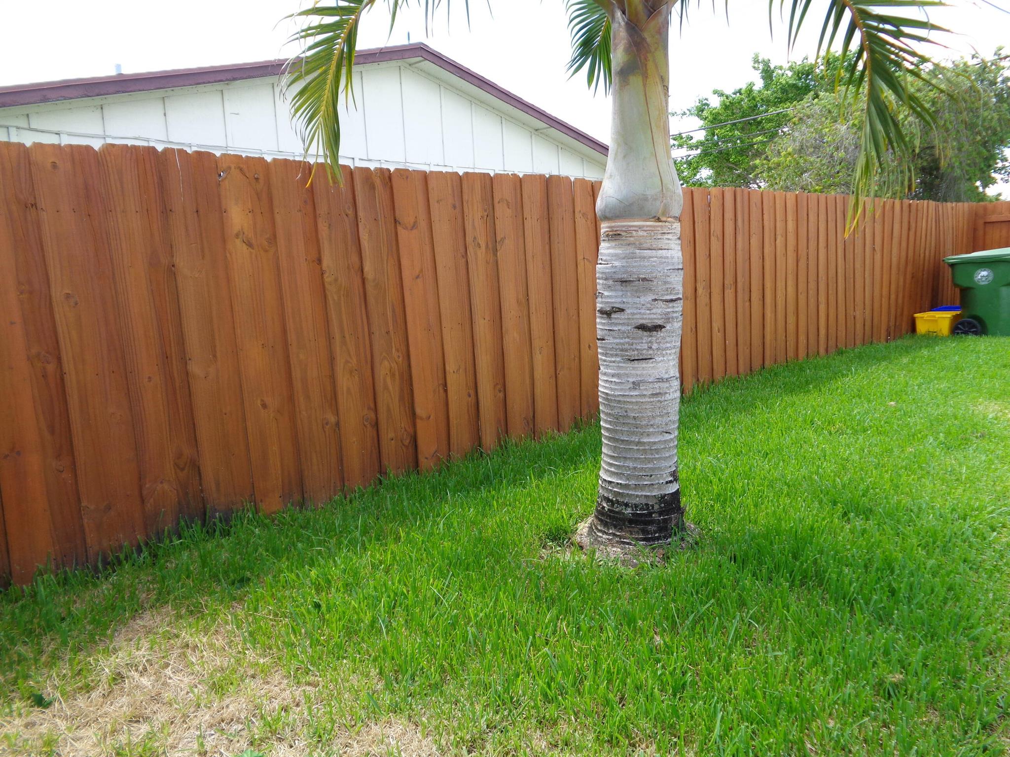 LAKEWOOD GARDENS PL 1 IN - Residential Lease