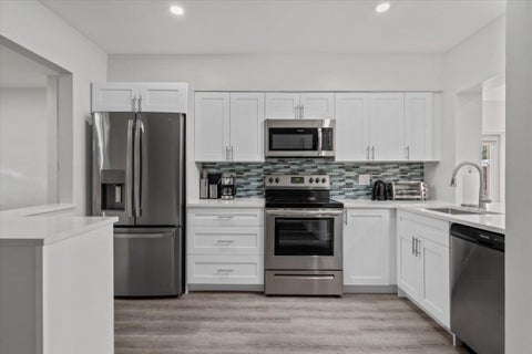 Tiny photo for 3721 NE 16th Terrace, Oakland Park, FL 33334 (MLS # B26088088)
