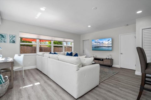 Tiny photo for 3721 NE 16th Terrace, Oakland Park, FL 33334 (MLS # B26088088)