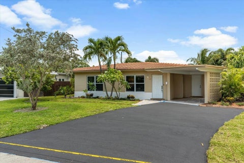 Photo of 3721 NE 16th Terrace, Oakland Park, FL 33334 (MLS # B26088088)