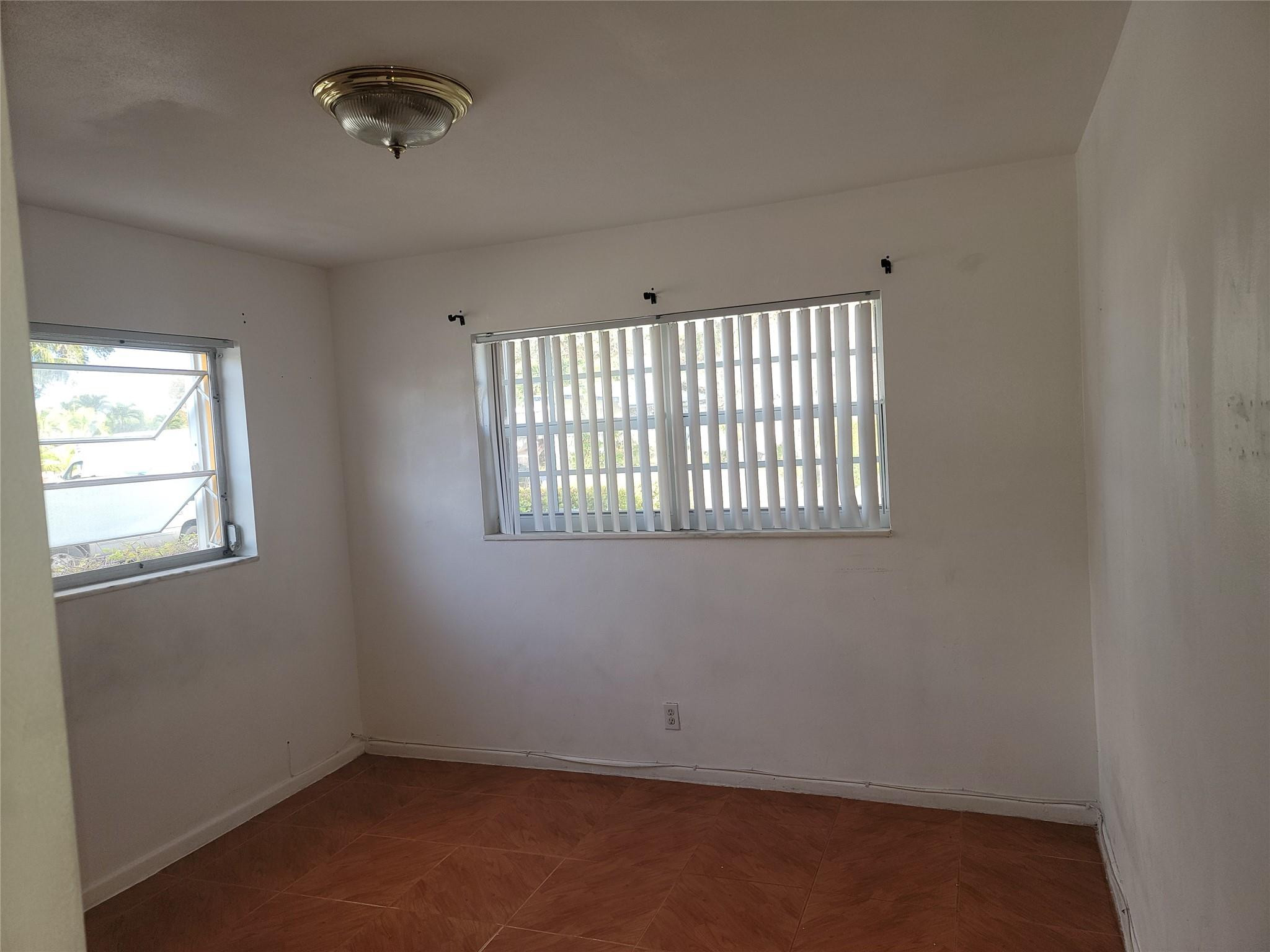 Oak Acres 46-39 B - Residential Lease