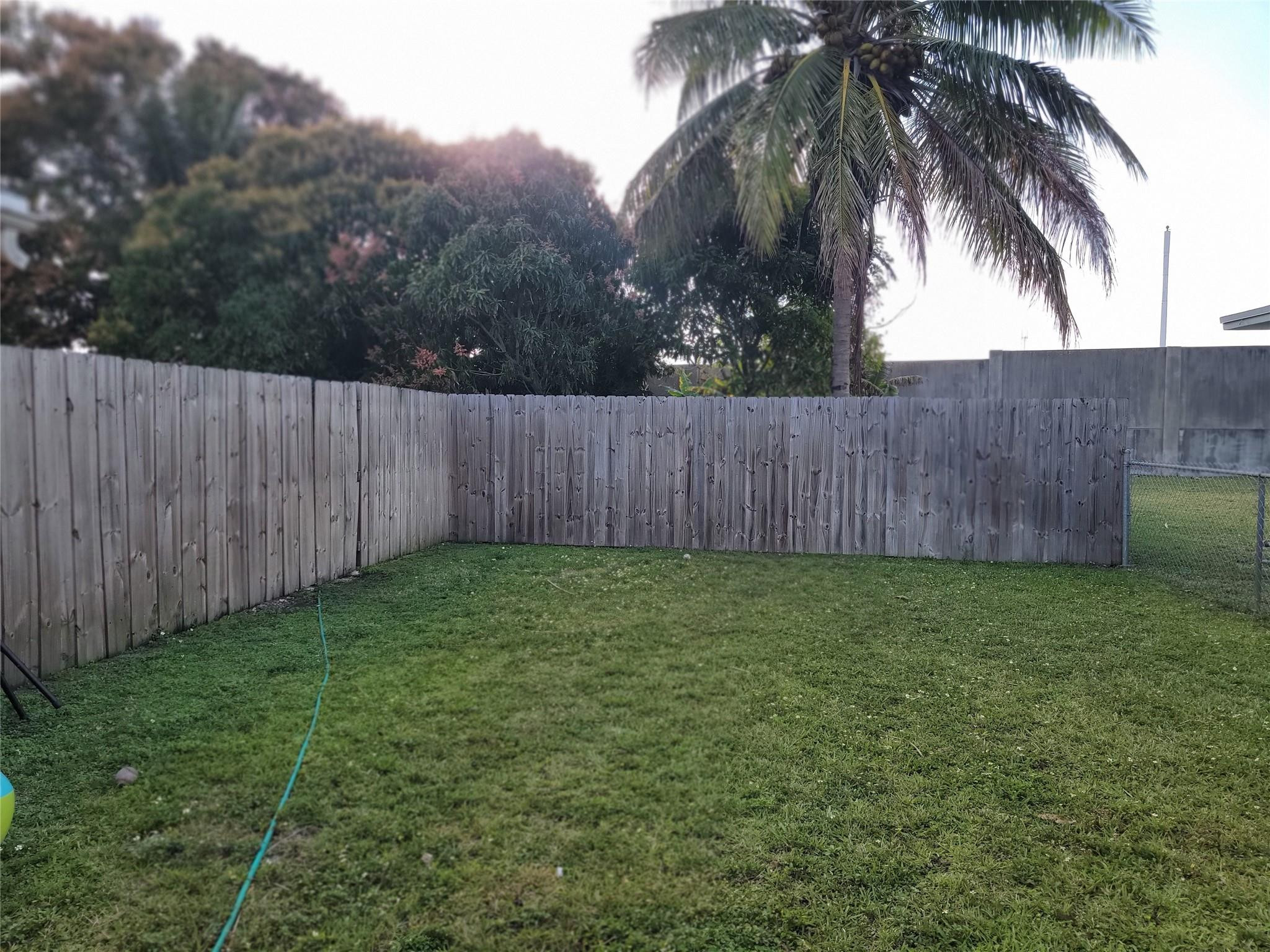 Oak Acres 46-39 B - Residential Lease