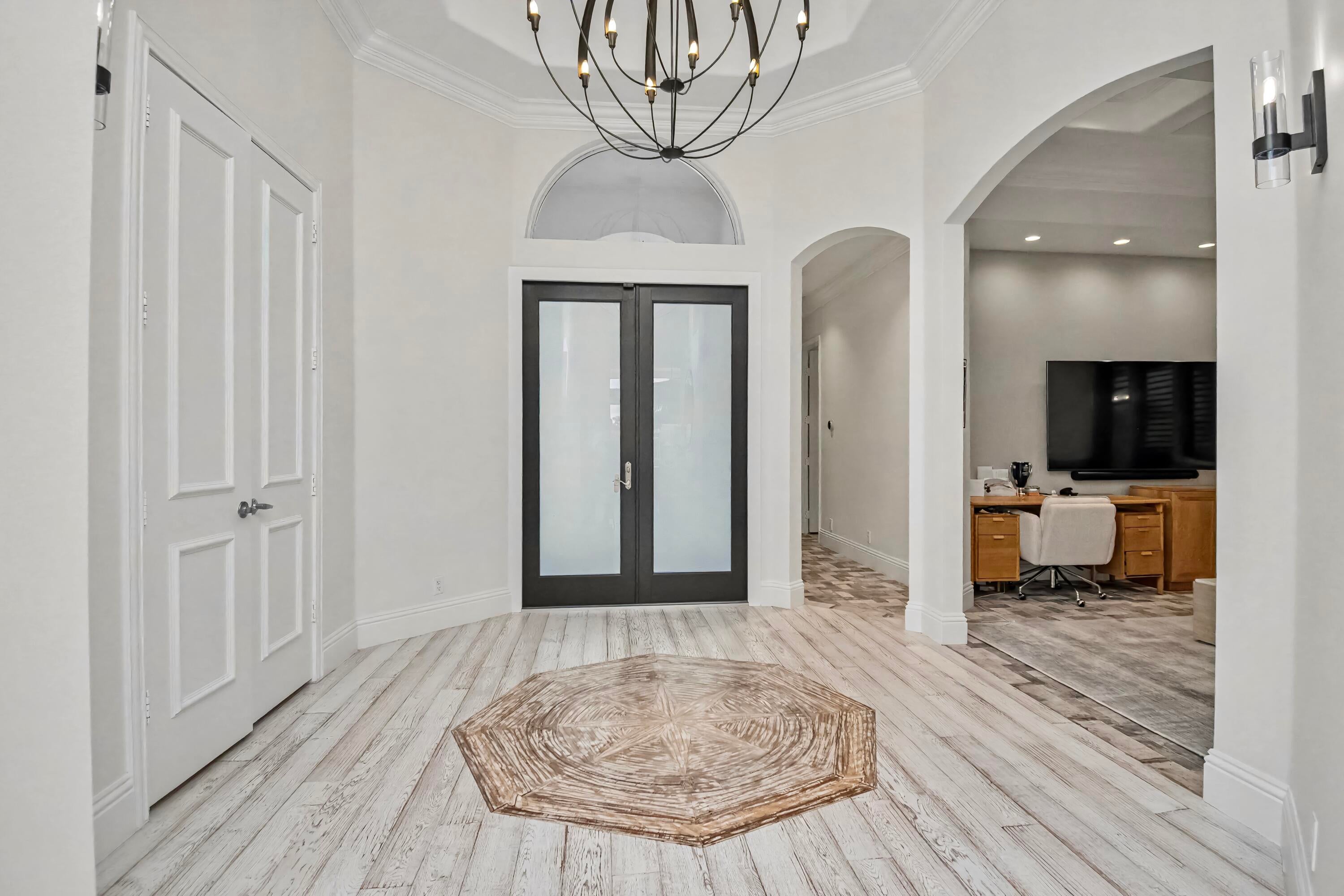 7952 VILLA D ESTE Way