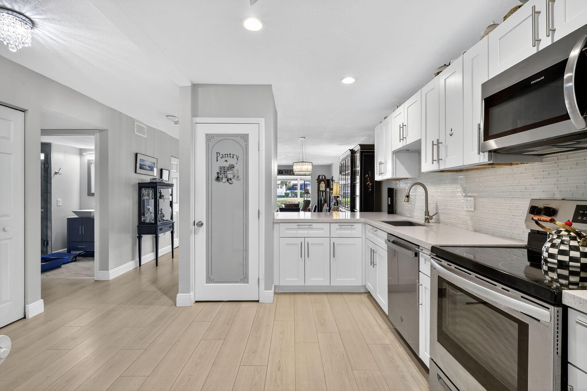 SOUTHPORT AT HUNTERS RUN CONDO - Residential