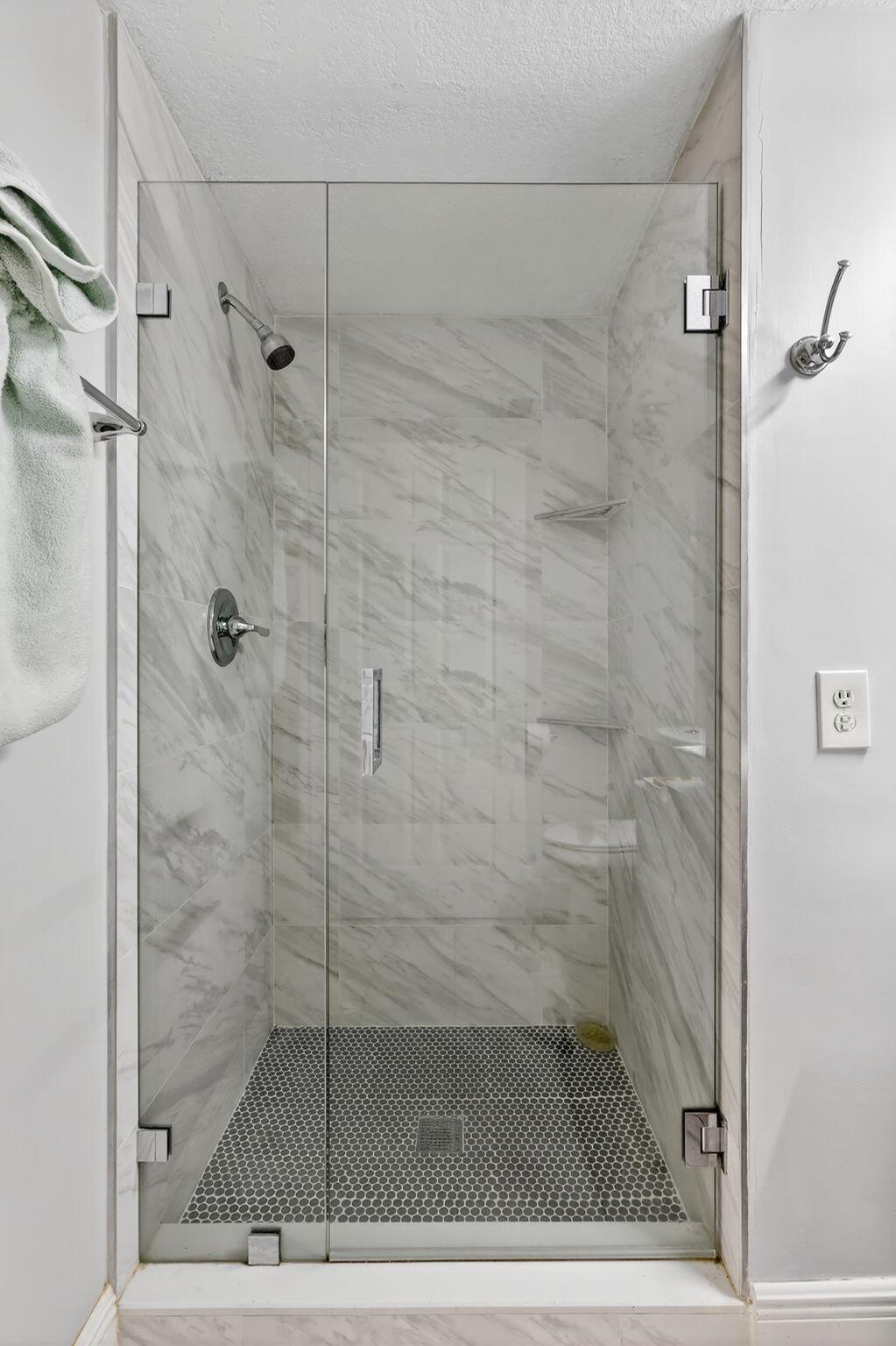 SOUTHPORT AT HUNTERS RUN - Residential