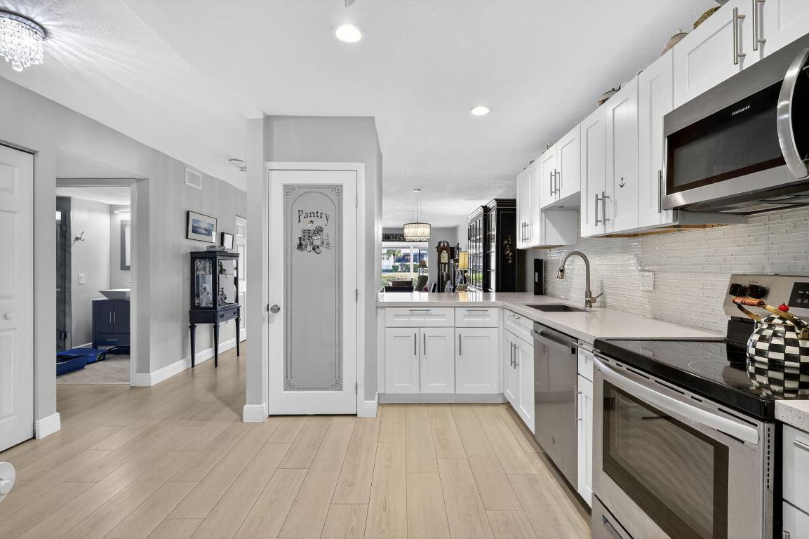 SOUTHPORT AT HUNTERS RUN CONDO - Residential