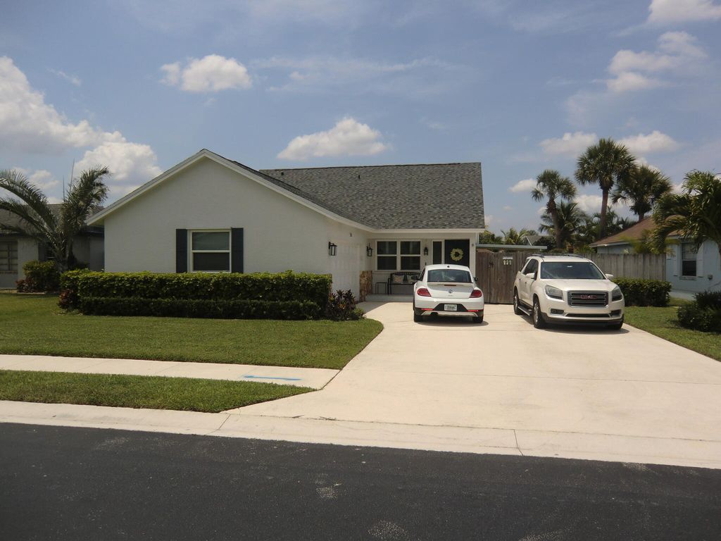 Photo of 213 Wandering Trail, Jupiter, FL 33458 (MLS # R10798384)