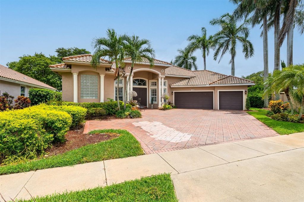 Photo of 11541 Kensington Court, Boca Raton, FL 33428 (MLS # F10453165)