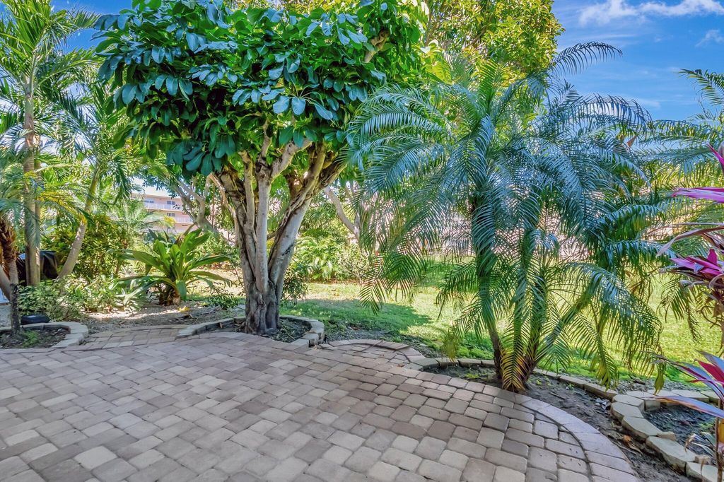 Photo of 2601 NE 3rd Court #105, Boynton Beach, FL 33435 (MLS # R11073947)