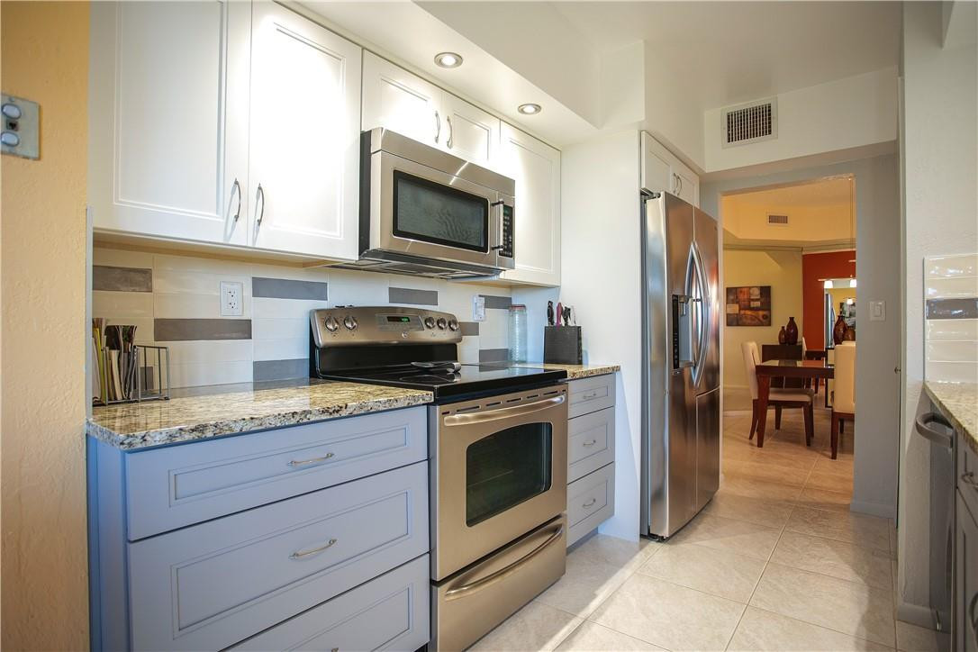 ENVIRON TOWERS - Residential