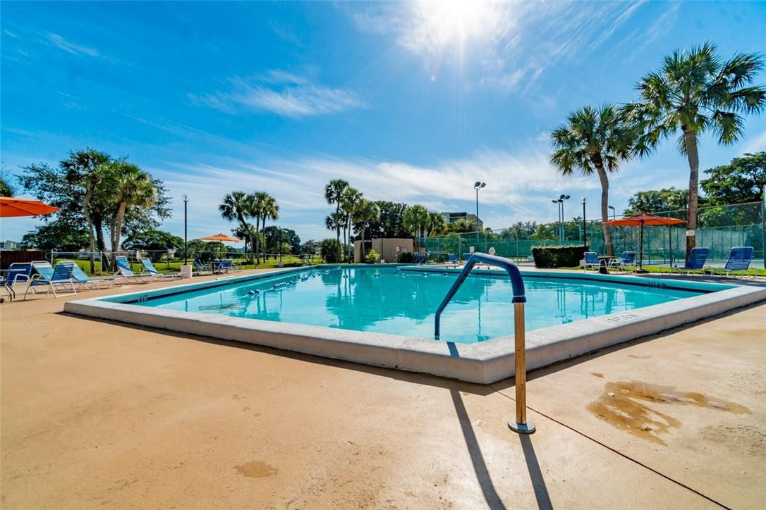 ENVIRON TOWERS - Residential