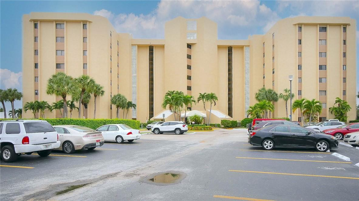 ENVIRON TOWERS - Residential