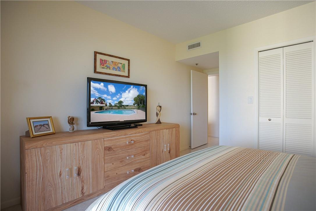 ENVIRON TOWERS - Residential