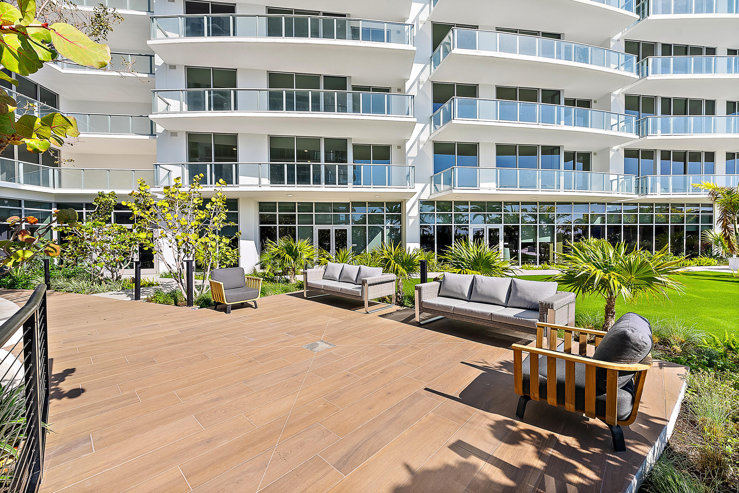 Nautilus 220 - Residential Lease