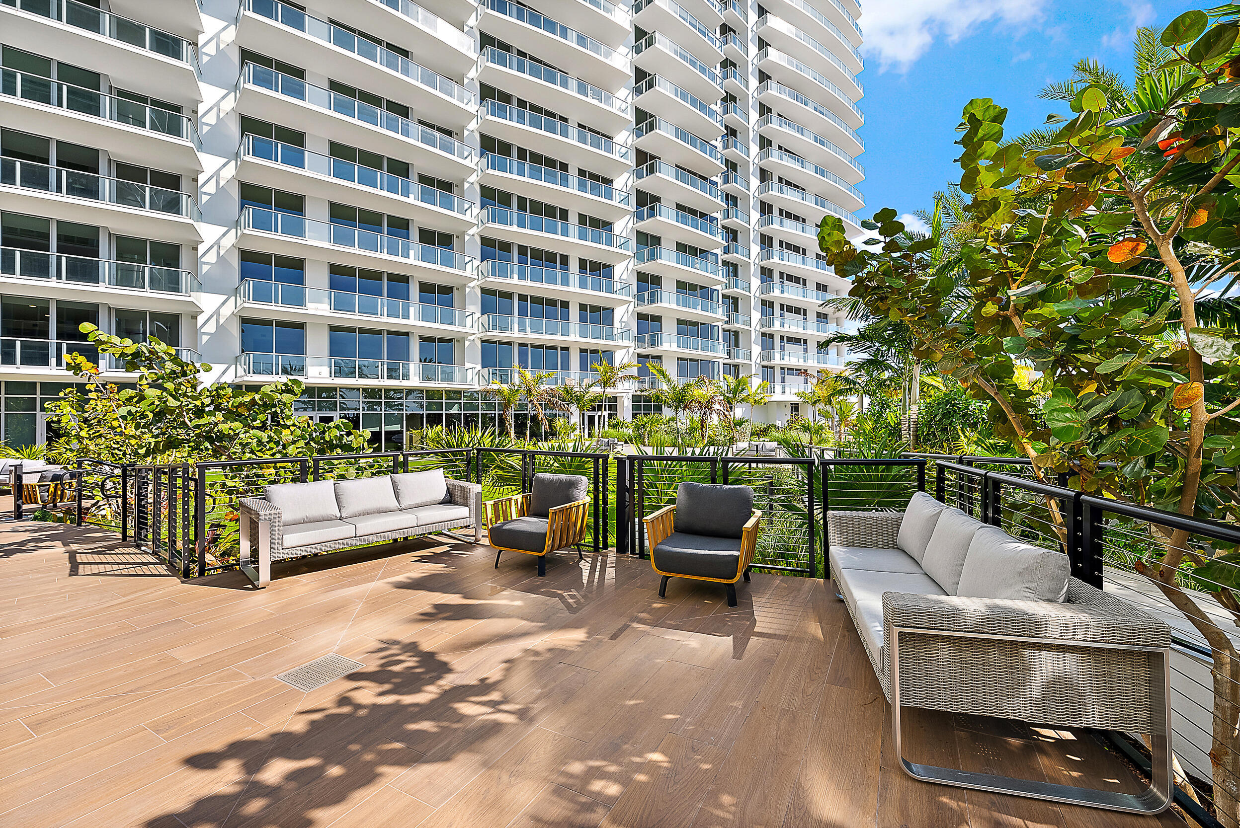 Nautilus 220 - Residential Lease