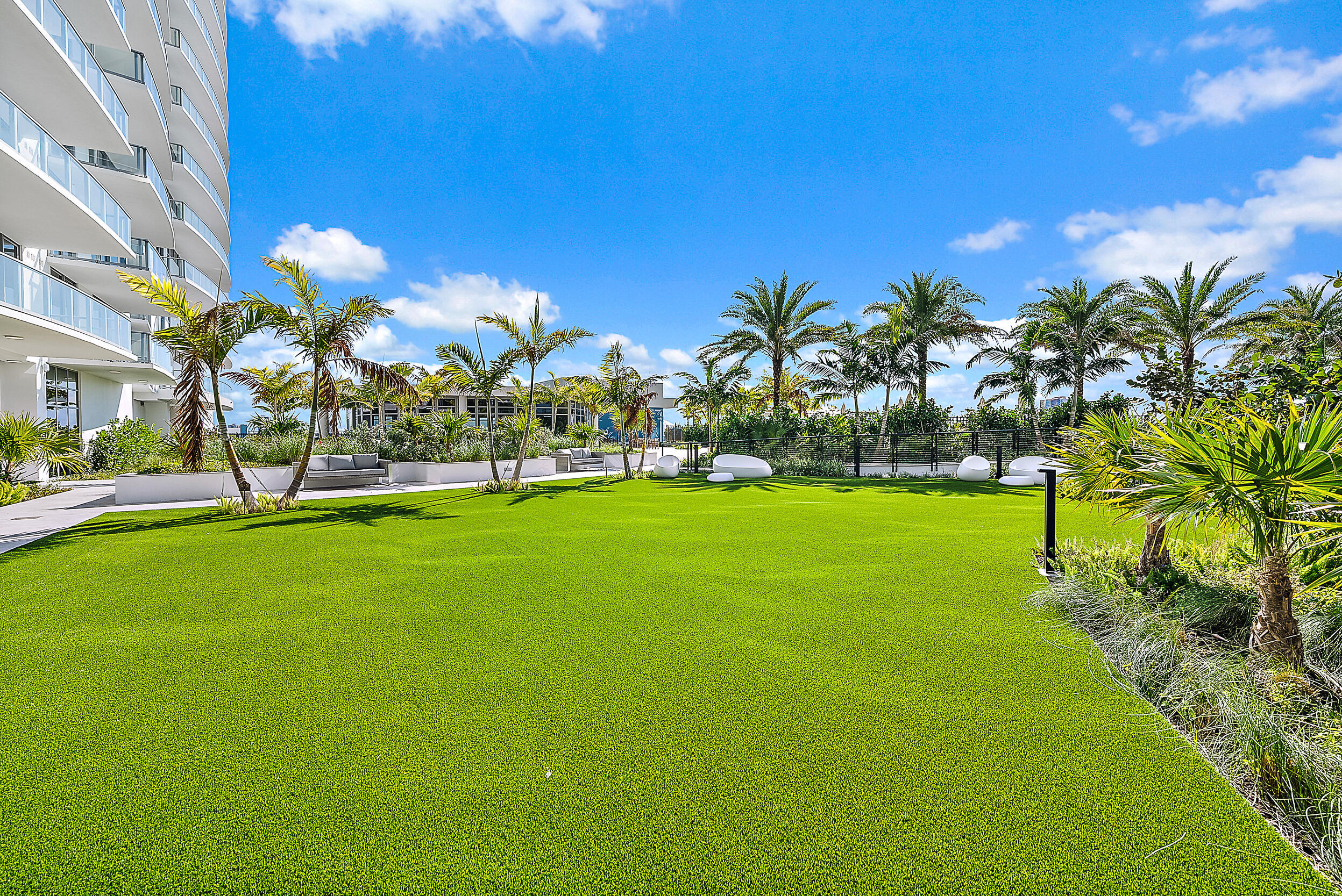 Nautilus 220 - Residential Lease