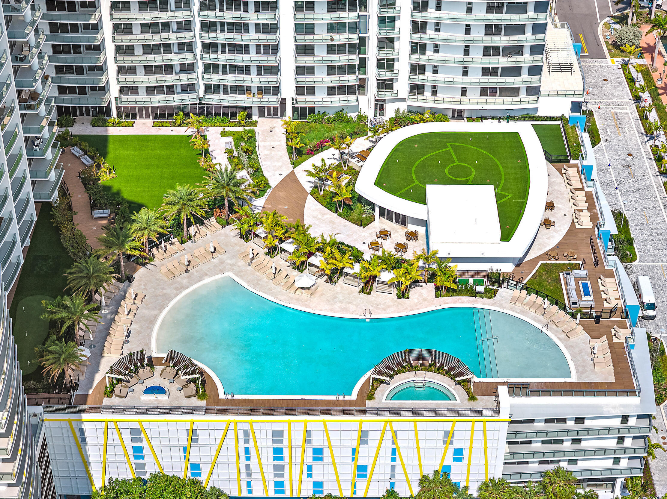 Nautilus 220 - Residential Lease