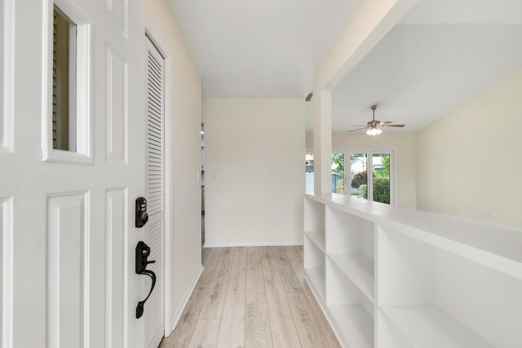 Photo of 8121 SE Helen Terrace, Hobe Sound, FL 33455 (MLS # R11127302)