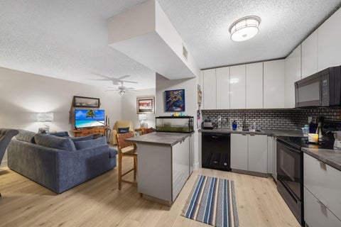 Tiny photo for 5486 COURTYARD Drive #5486, Margate, FL 33063 (MLS # B26084429)