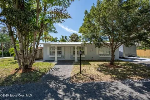 9670 Mockingbird Lane, Micco, FL MLS: R11074310
