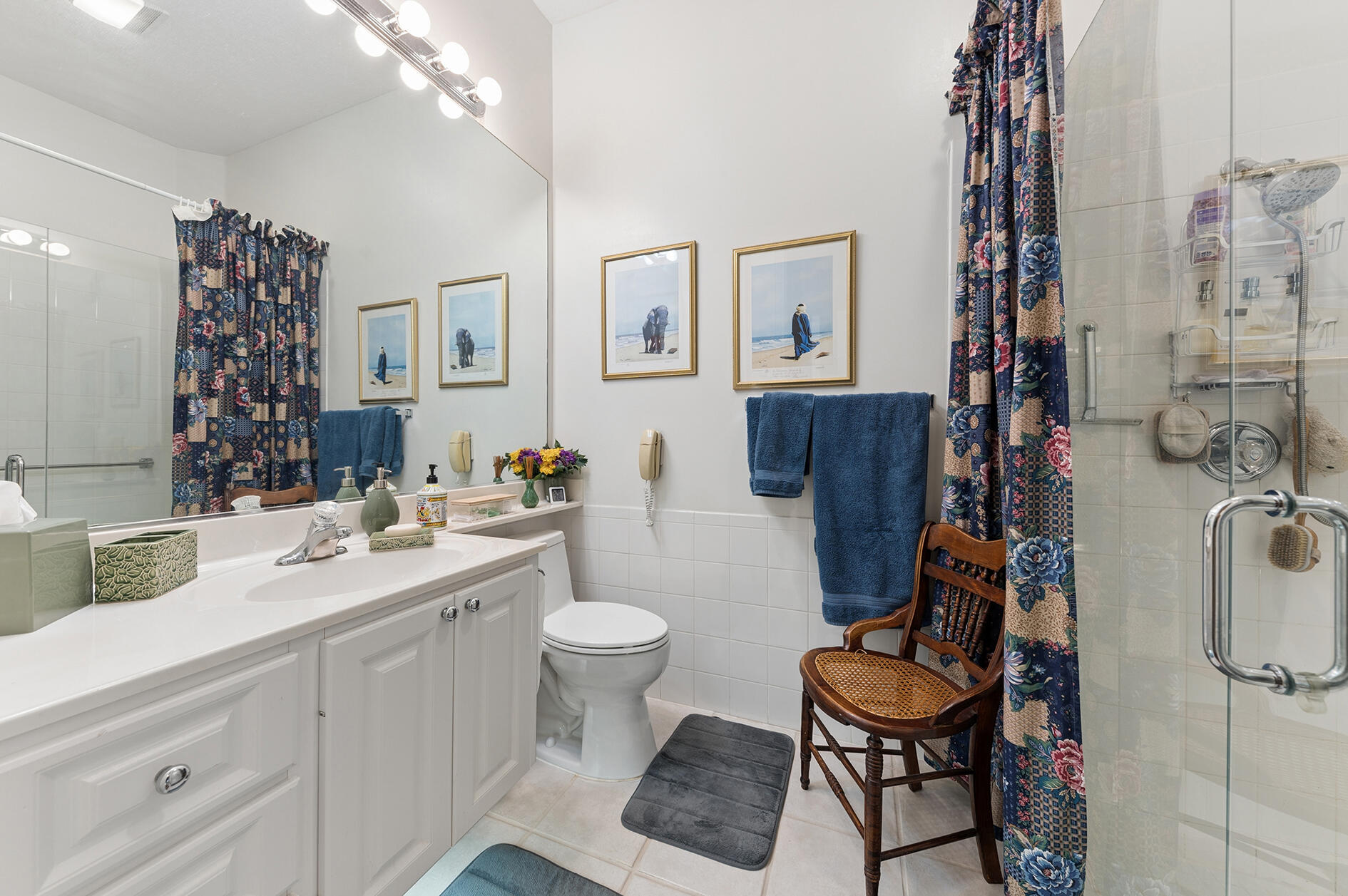 RIVERWALK - Residential