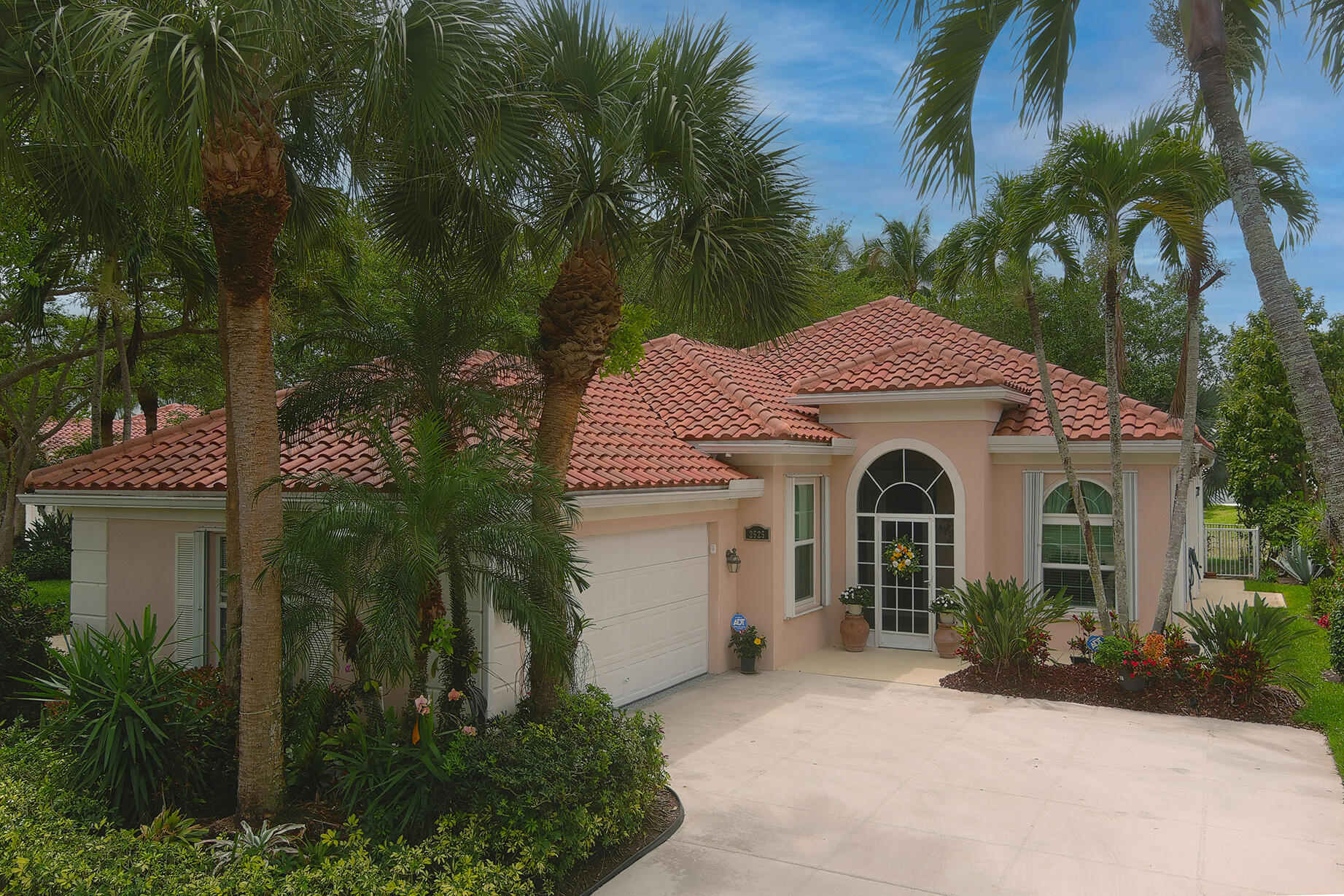 RIVERWALK - Residential