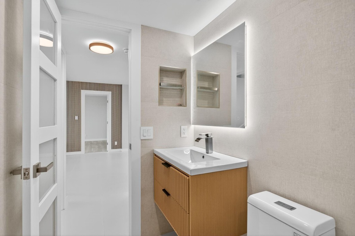 SILVER THATCH - Residential