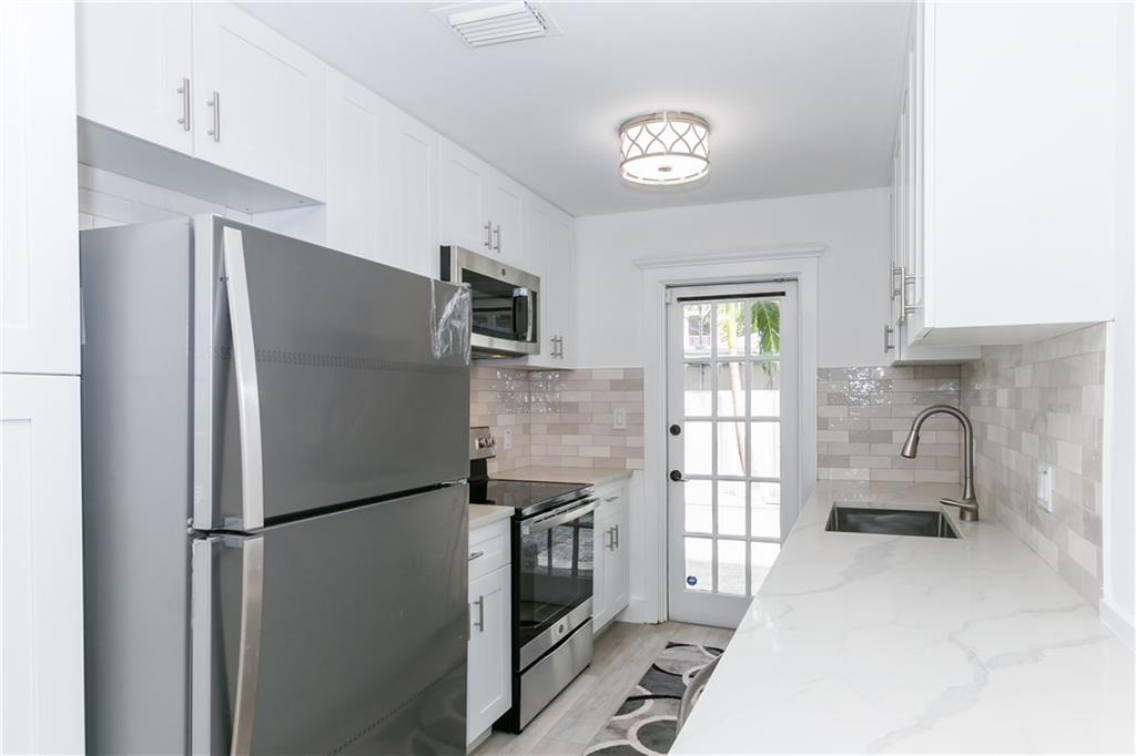 Oakland Park - Residential