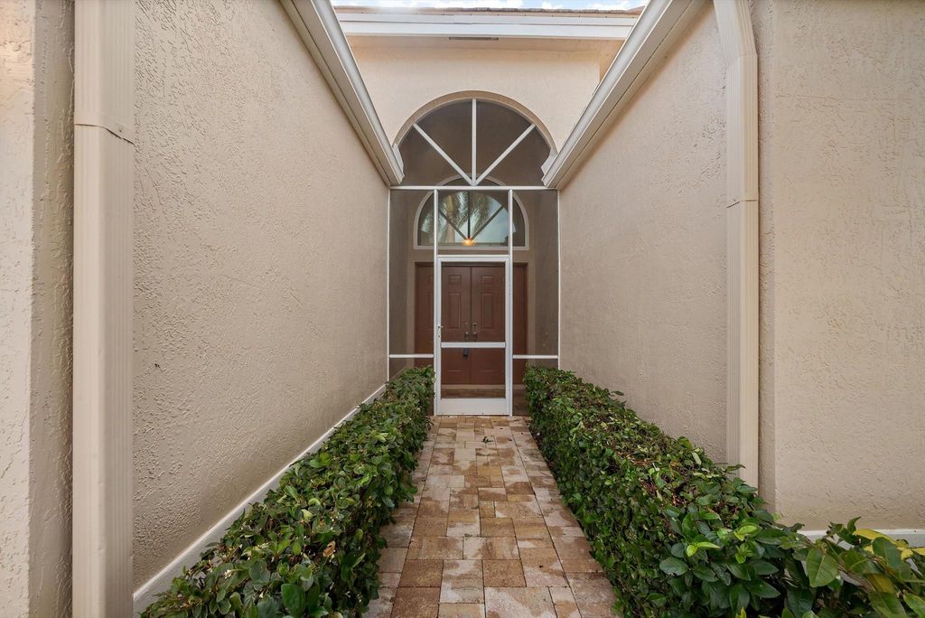 Photo of 3190 SE Carrick Green Court, Port Saint Lucie, FL 34952 (MLS # R11066501)