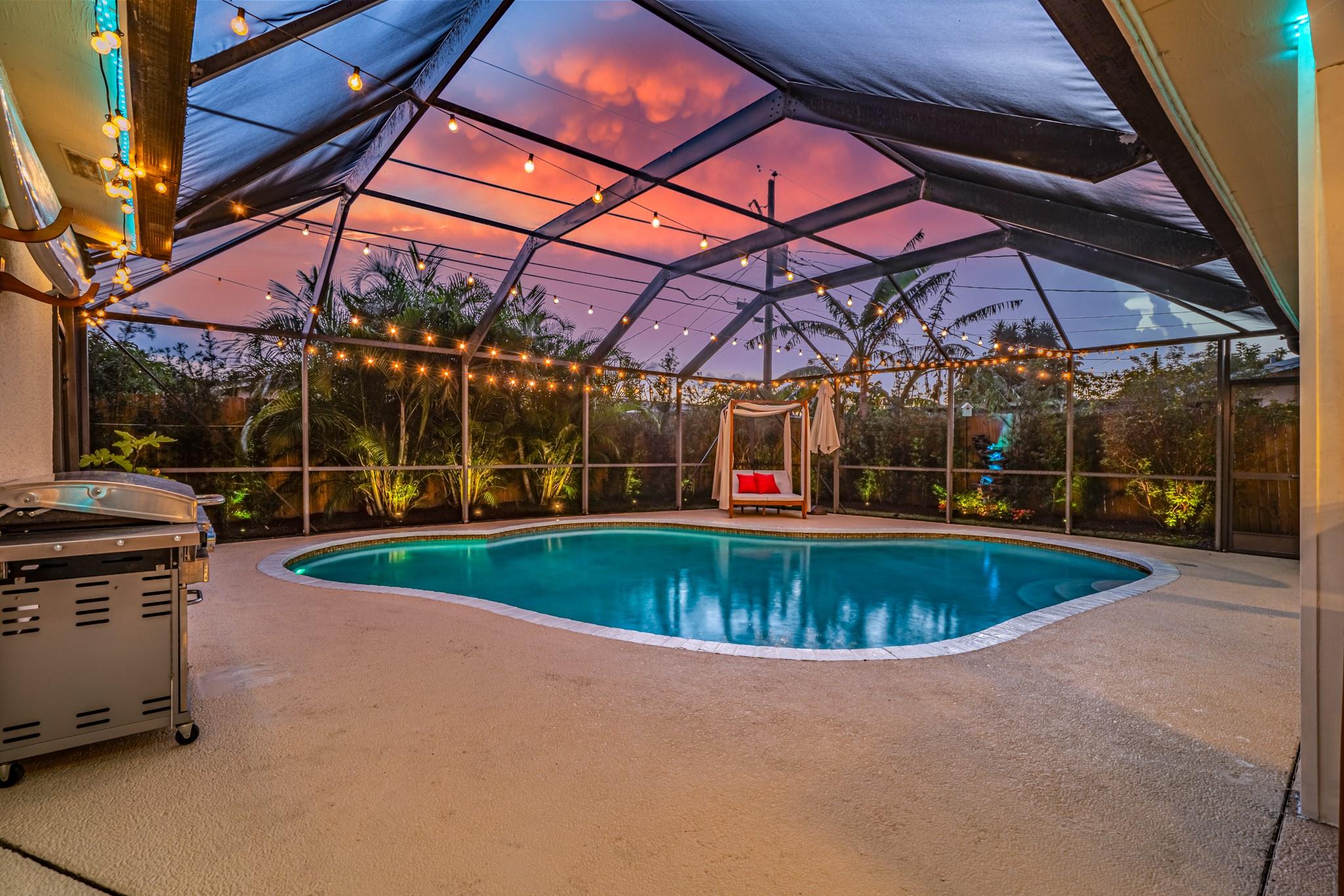 SUNRISE GOLF VILLAGE - Residential