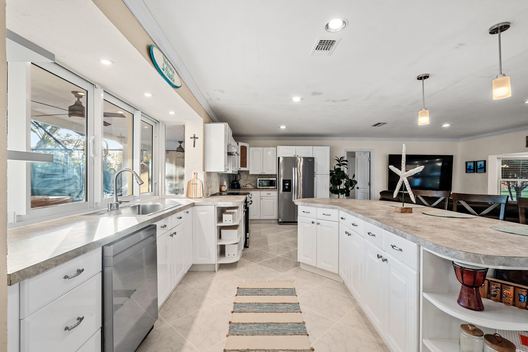 SUNRISE GOLF VILLAGE - Residential