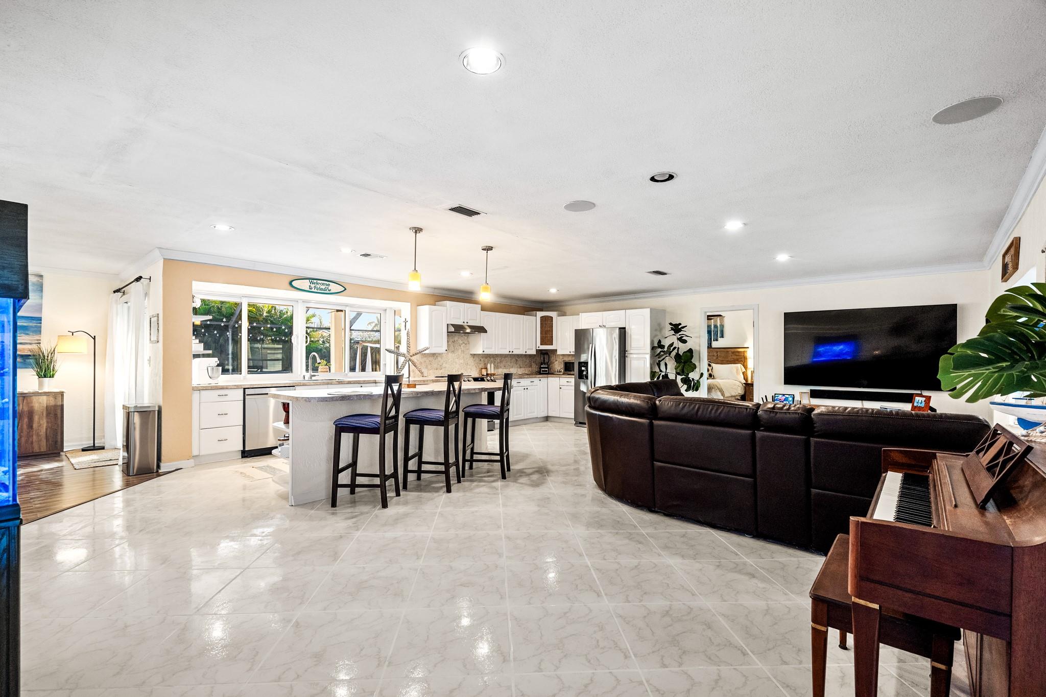 SUNRISE GOLF VILLAGE - Residential