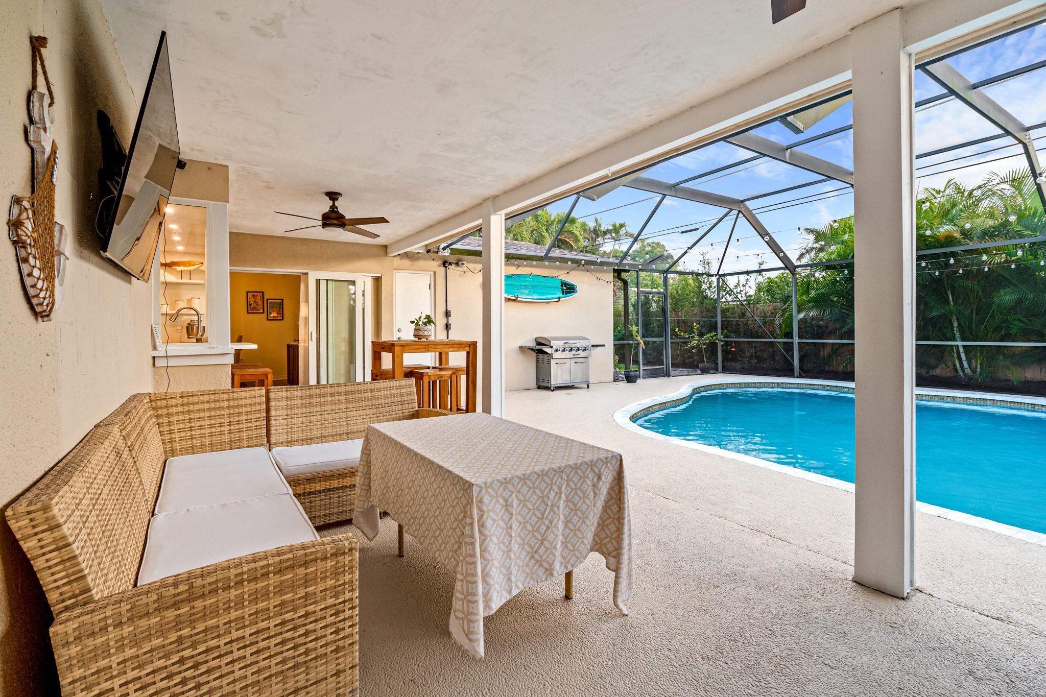 SUNRISE GOLF VILLAGE - Residential