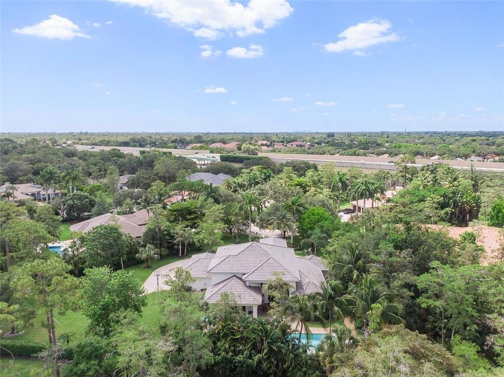 Tall Pines 152-30 B - Residential