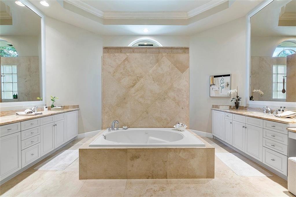 Tall Pines 152-30 B - Residential