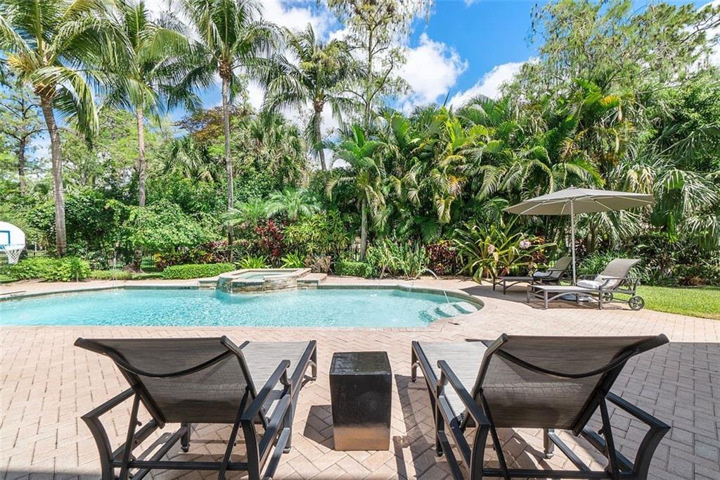 Tall Pines 152-30 B - Residential