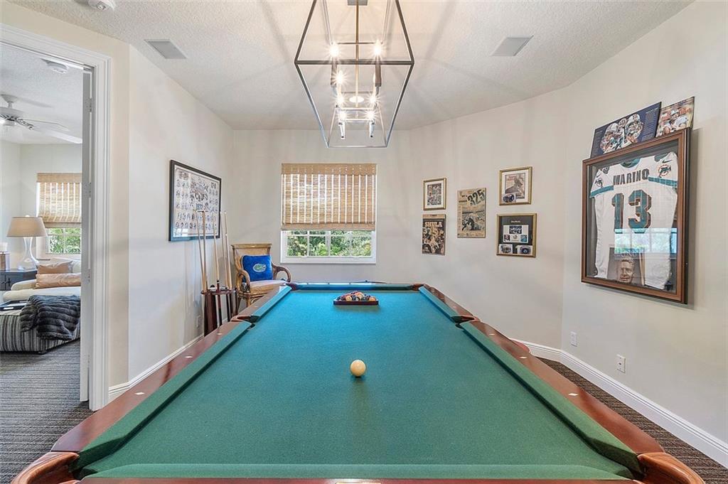 Tall Pines 152-30 B - Residential