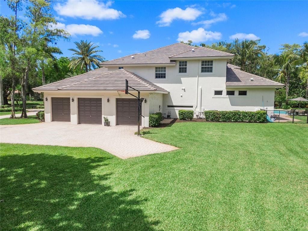 Tall Pines 152-30 B - Residential