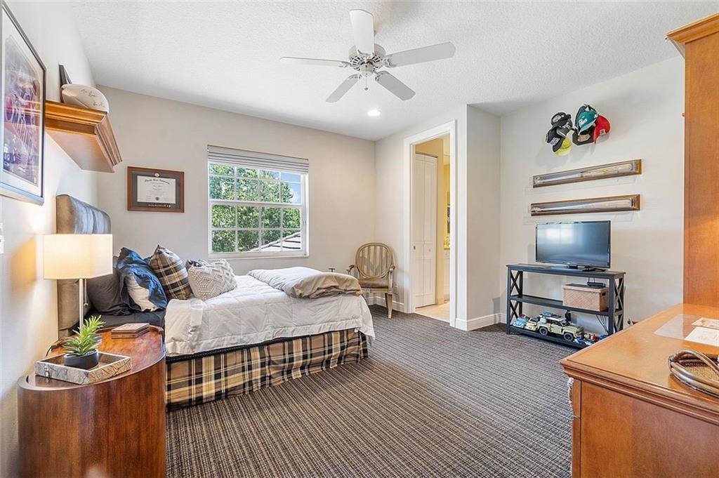 Tall Pines 152-30 B - Residential