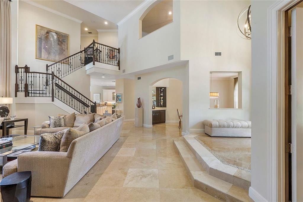 Tall Pines 152-30 B - Residential