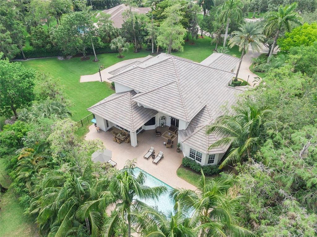 Tall Pines 152-30 B - Residential