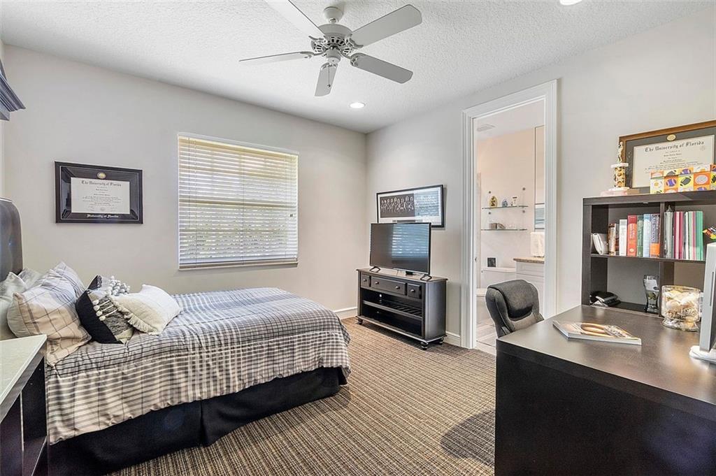 Tall Pines 152-30 B - Residential