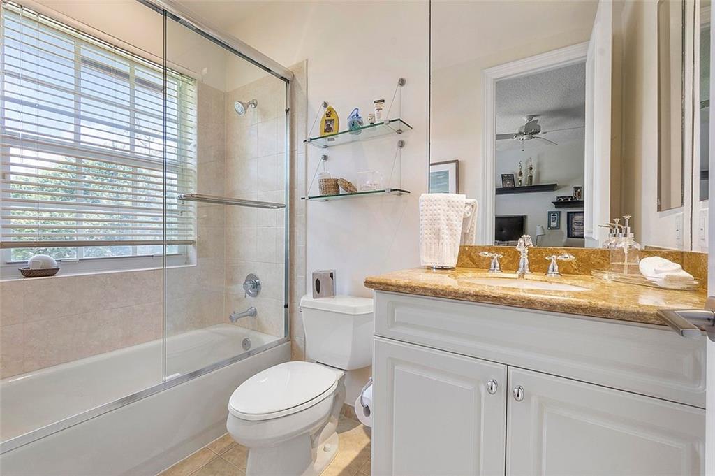 Tall Pines 152-30 B - Residential