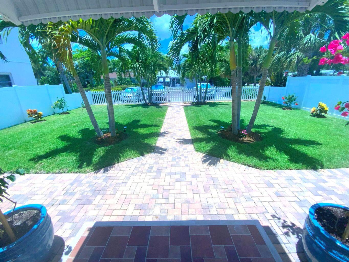 LAKE WORTH TOWN OF - Residential Lease