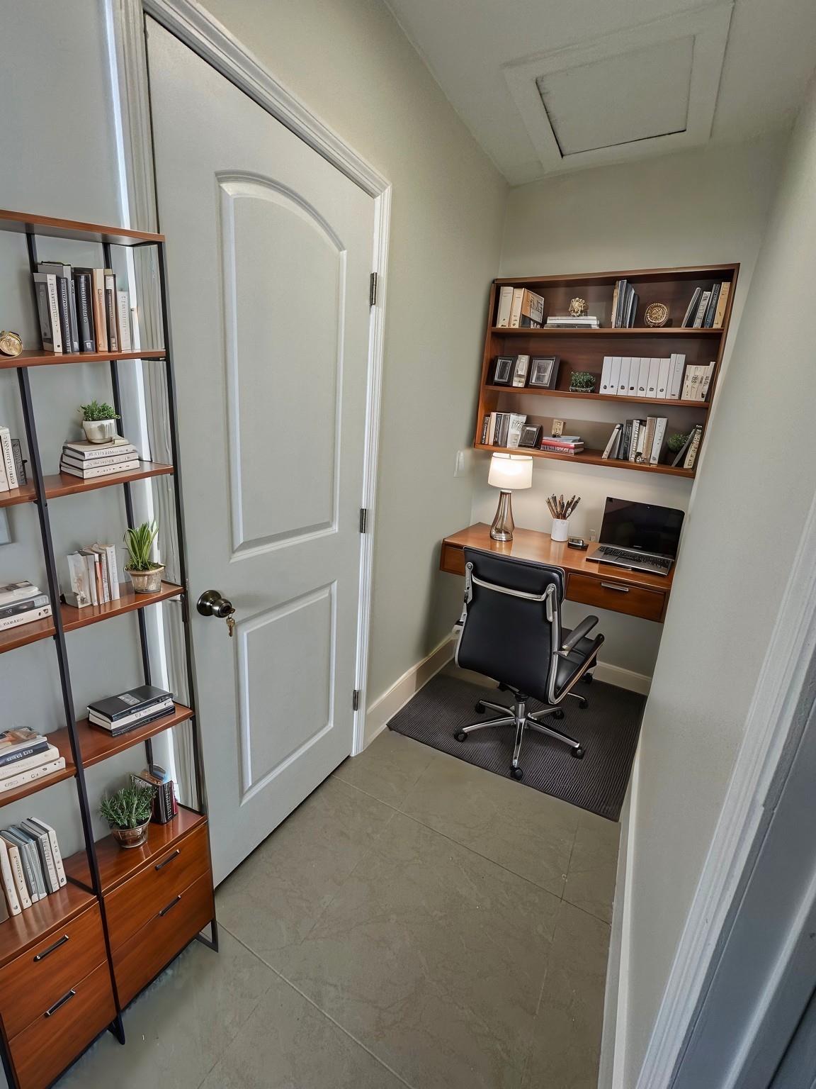 BROADVIEW PARK SEC 4 - Residential Lease