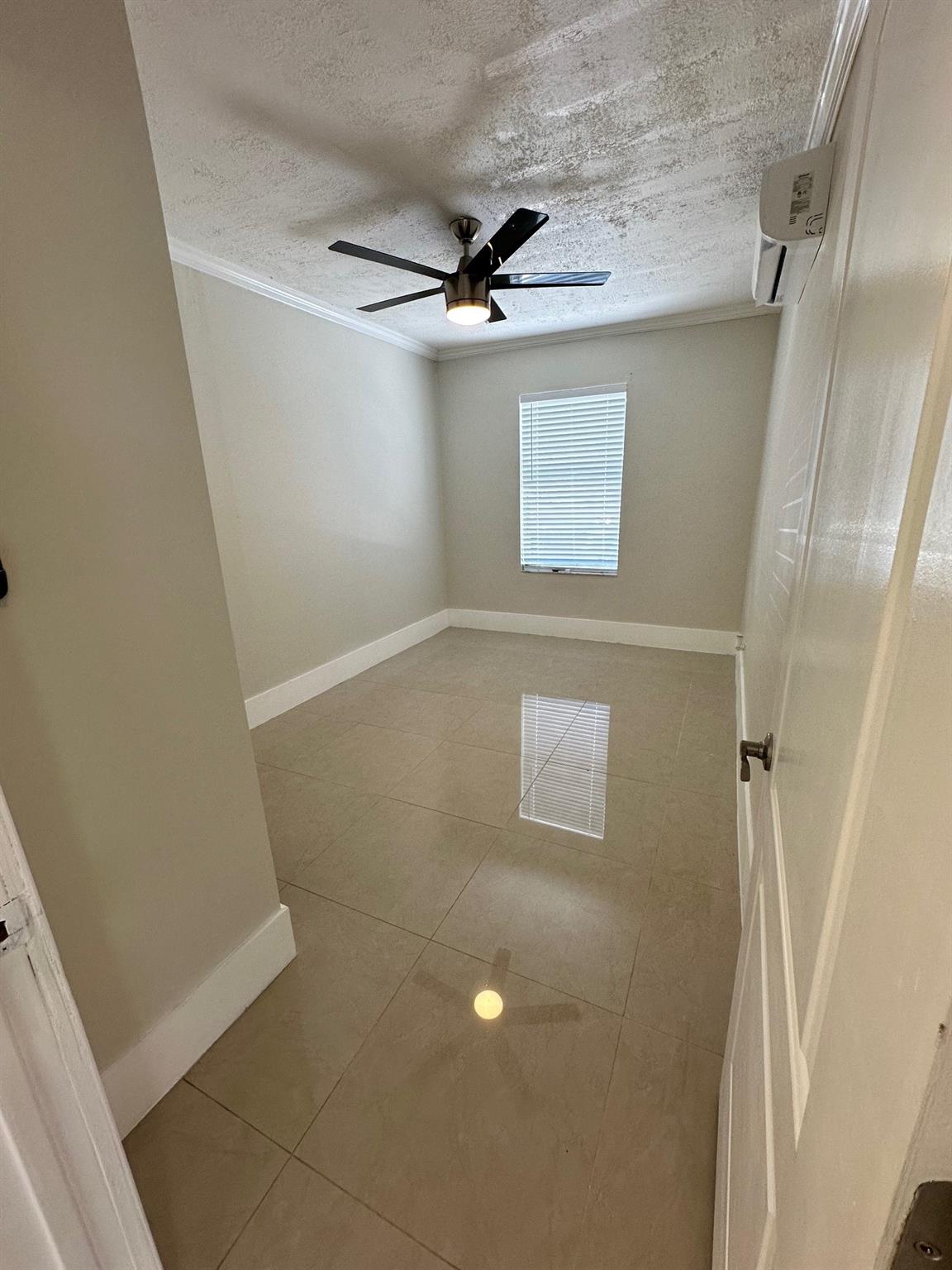 BROADVIEW PARK SEC 4 - Residential Lease