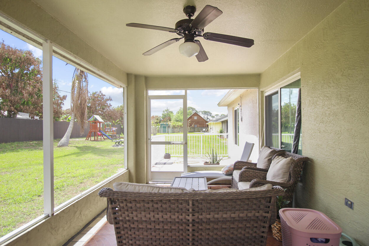 PORT ST LUCIE SECTION 7 - Residential