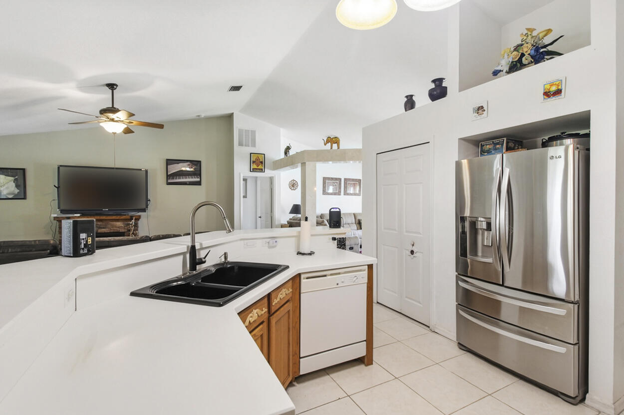 PORT ST LUCIE SECTION 7 - Residential