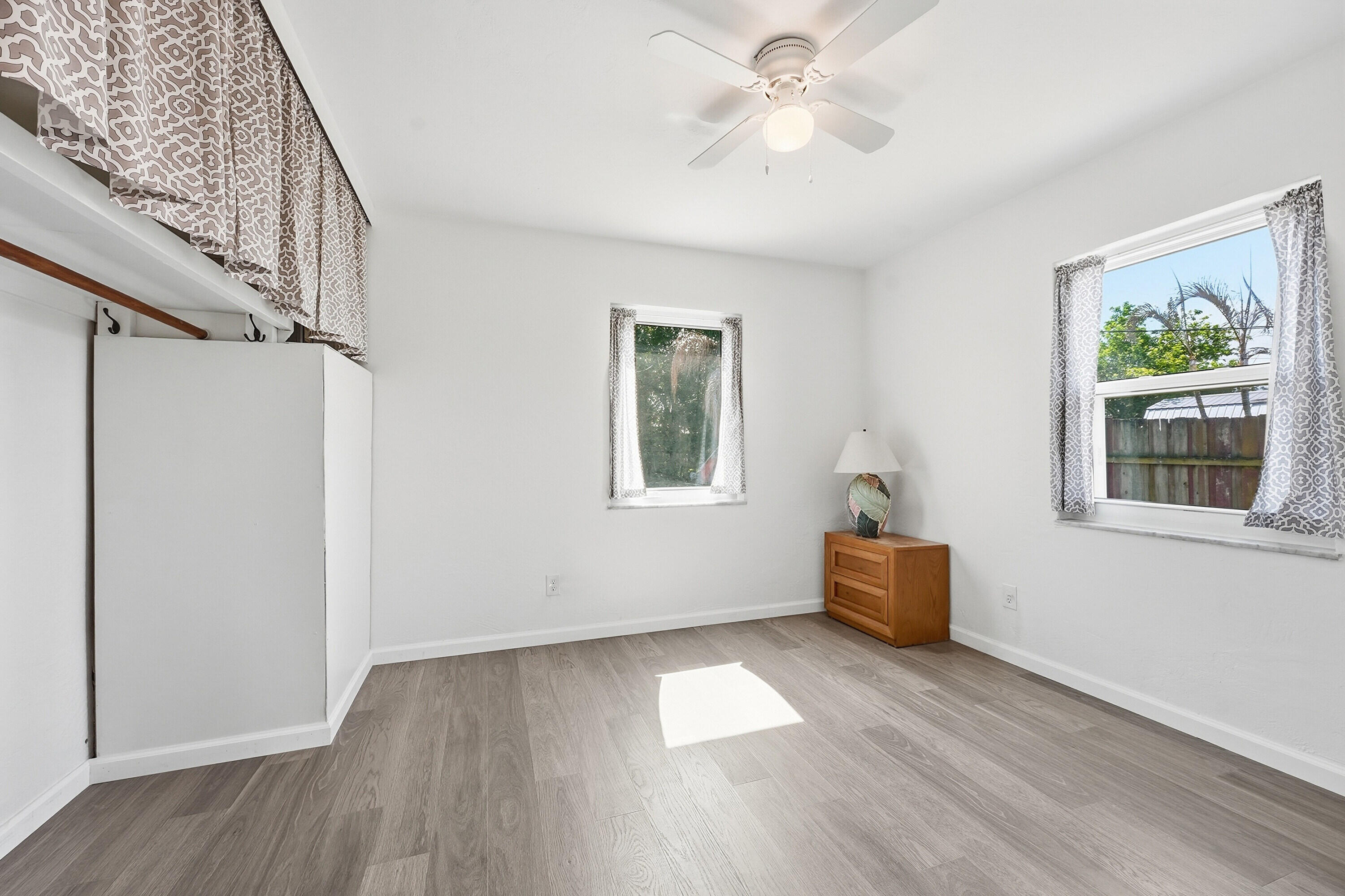 RIVER PARK UNIT 5 - Residential