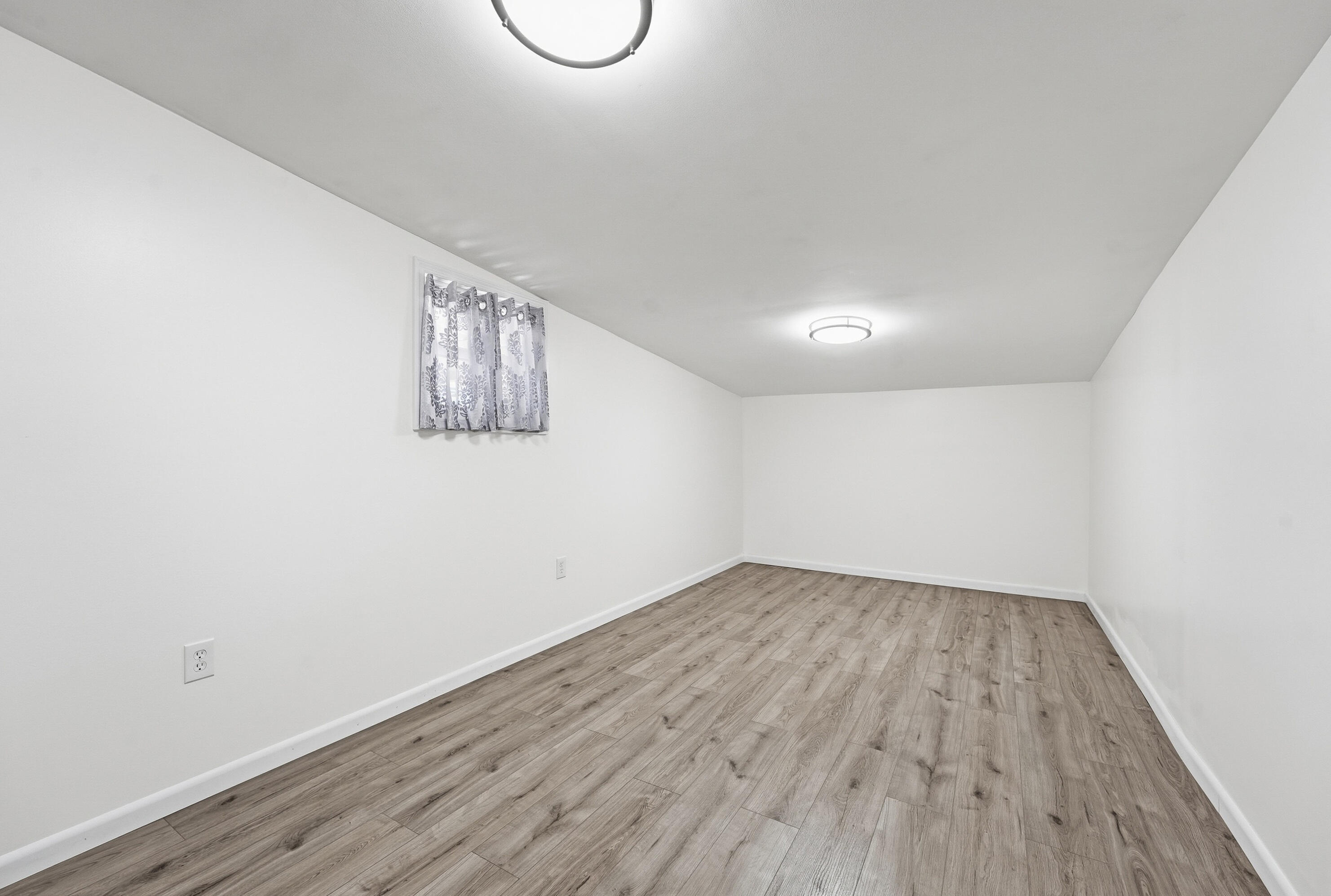 RIVER PARK UNIT 5 - Residential